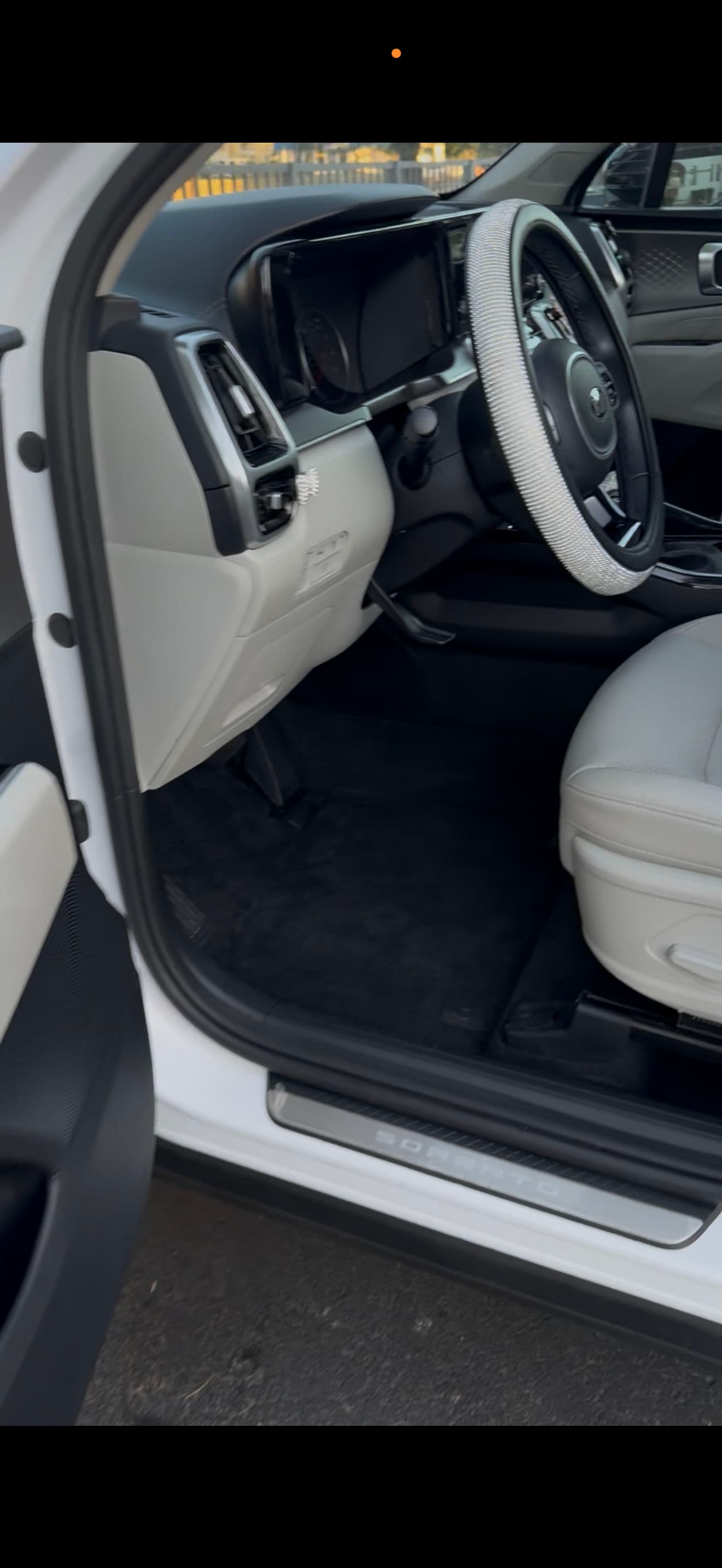 Gallery photos for Kia Sorento Full Interior Detail Before and After: Image #5