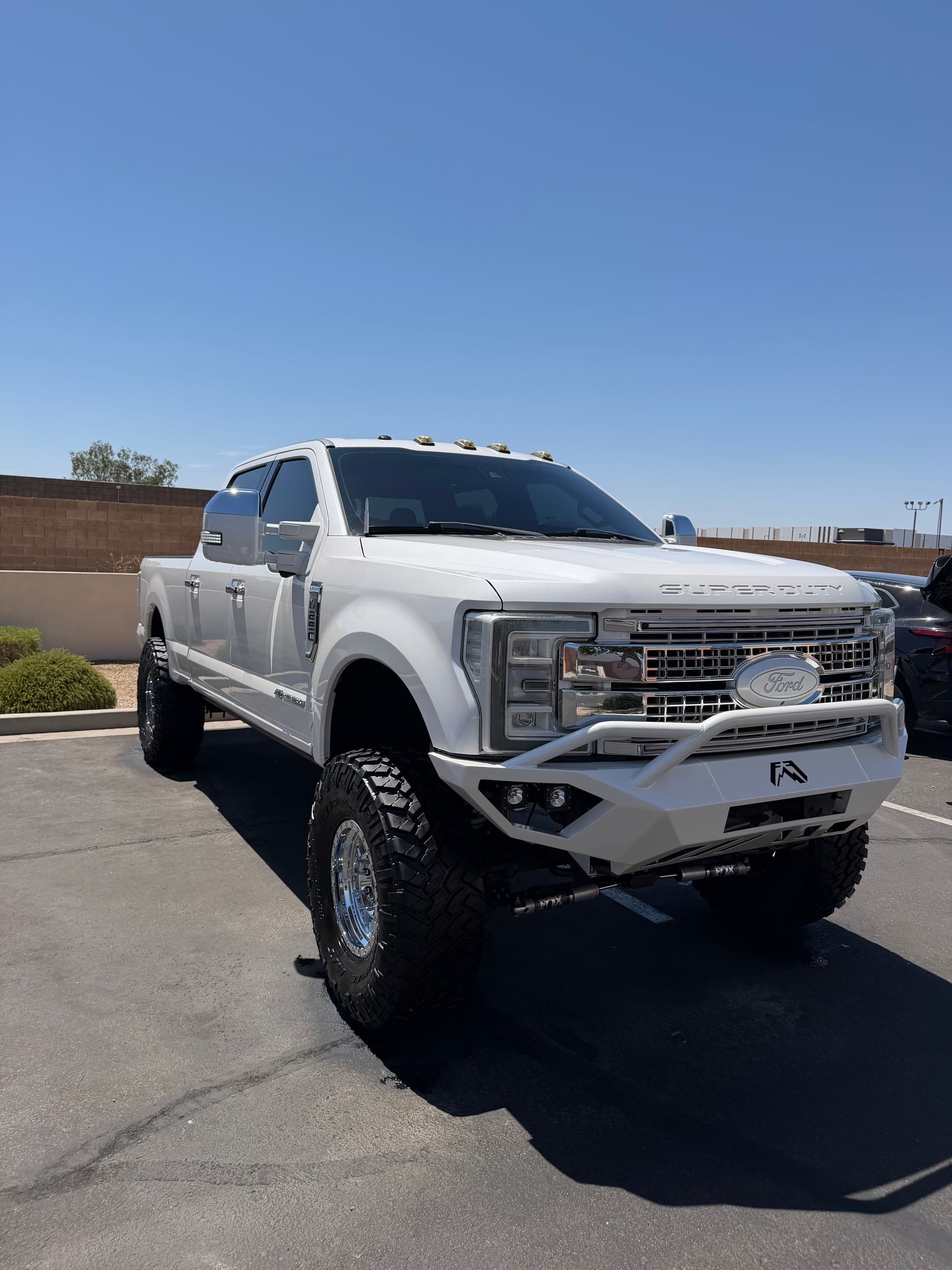 Gallery photos for Full Interior and Exterior Detail on a Lifted Ford Super Duty: Image #7