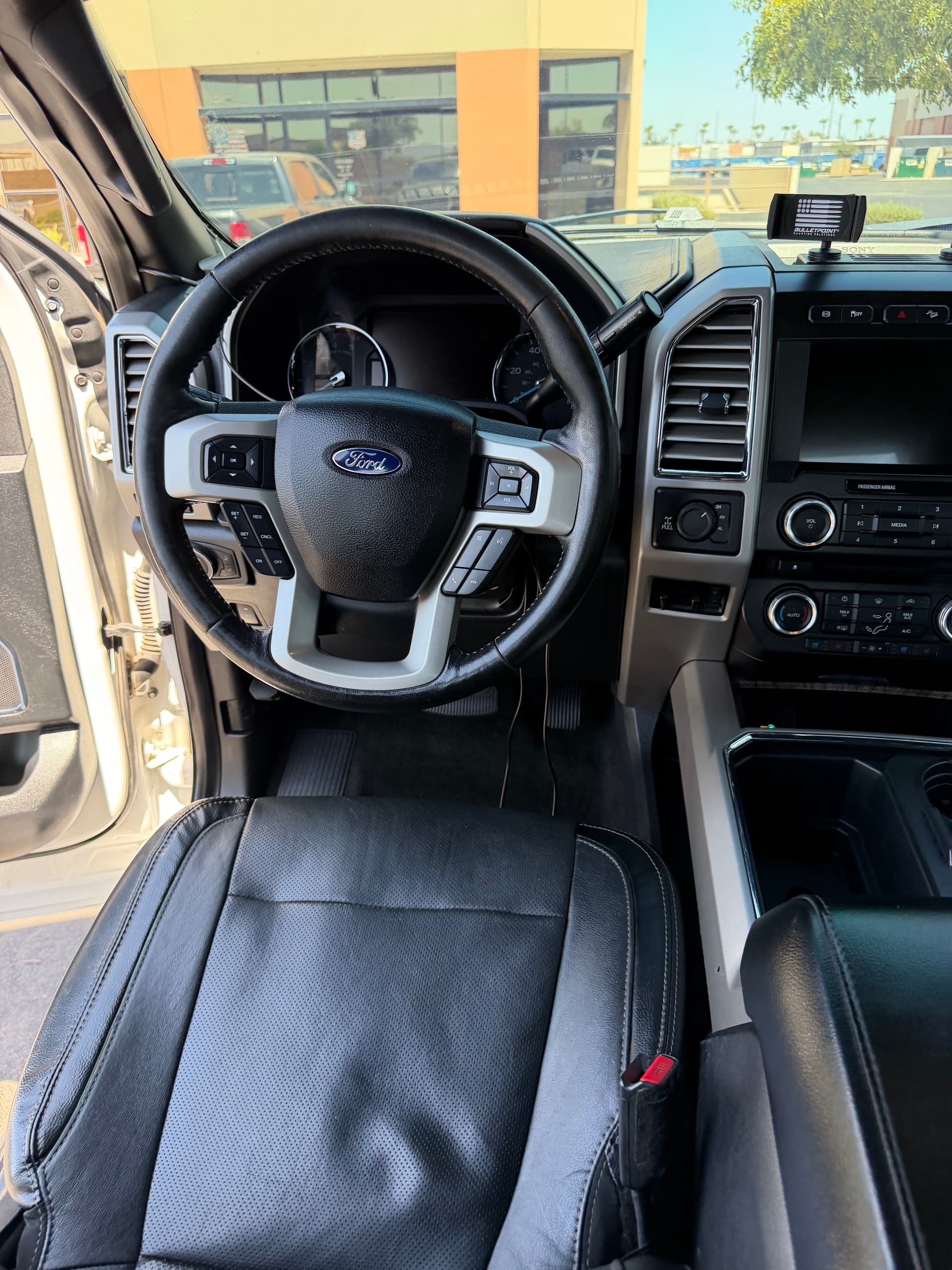 Gallery photos for Full Interior and Exterior Detail on a Lifted Ford Super Duty: Image #2