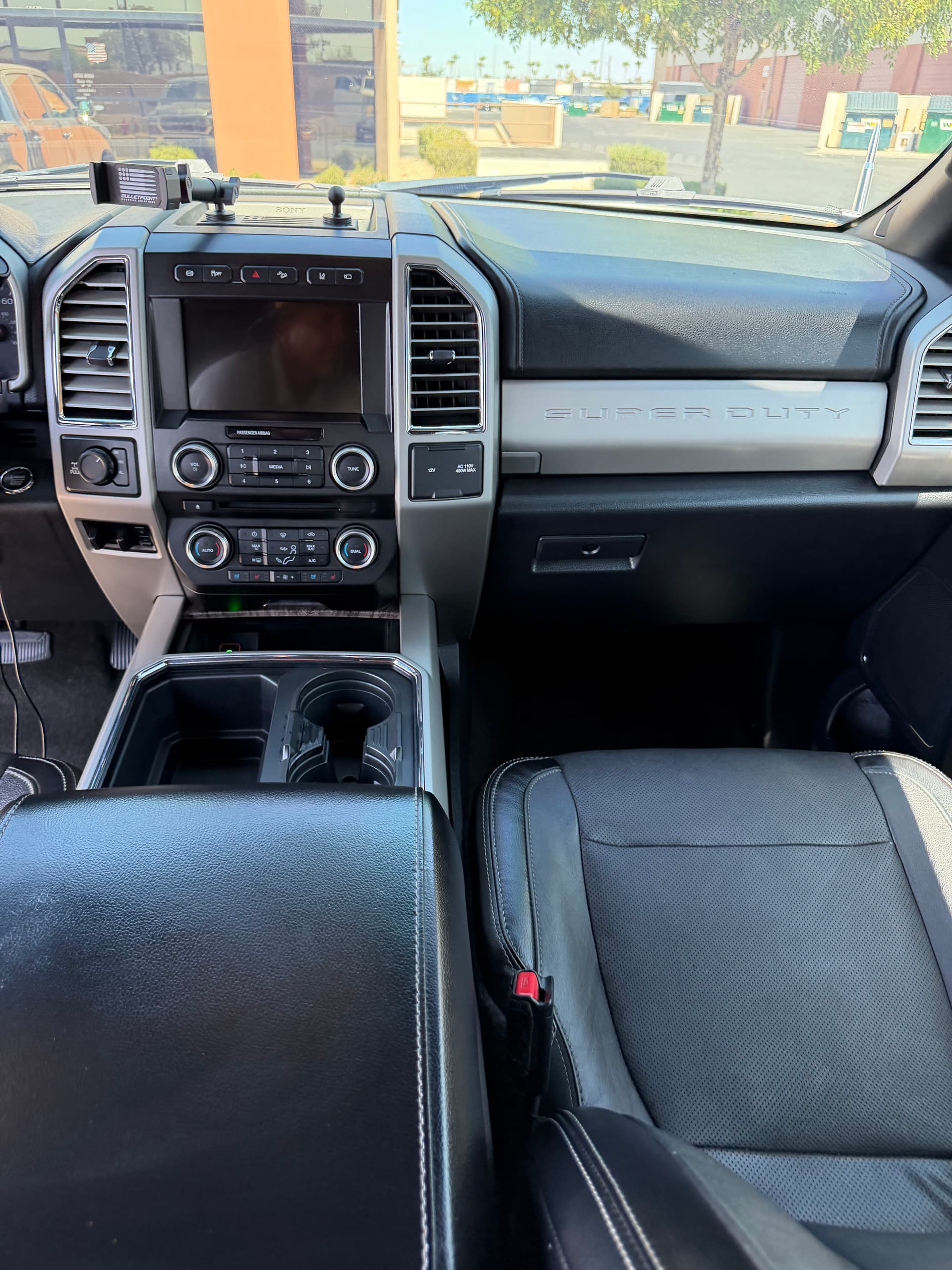 Gallery photos for Full Interior and Exterior Detail on a Lifted Ford Super Duty: Image #3