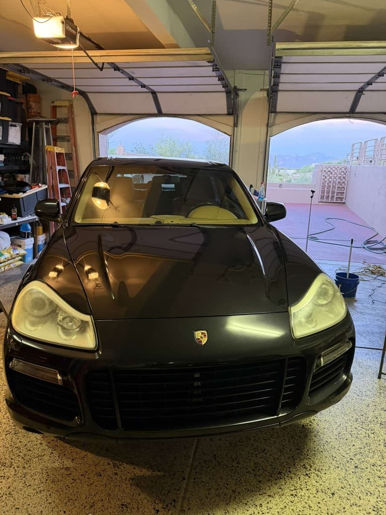 Porsche Cayenne exterior gloss after mobile detailing