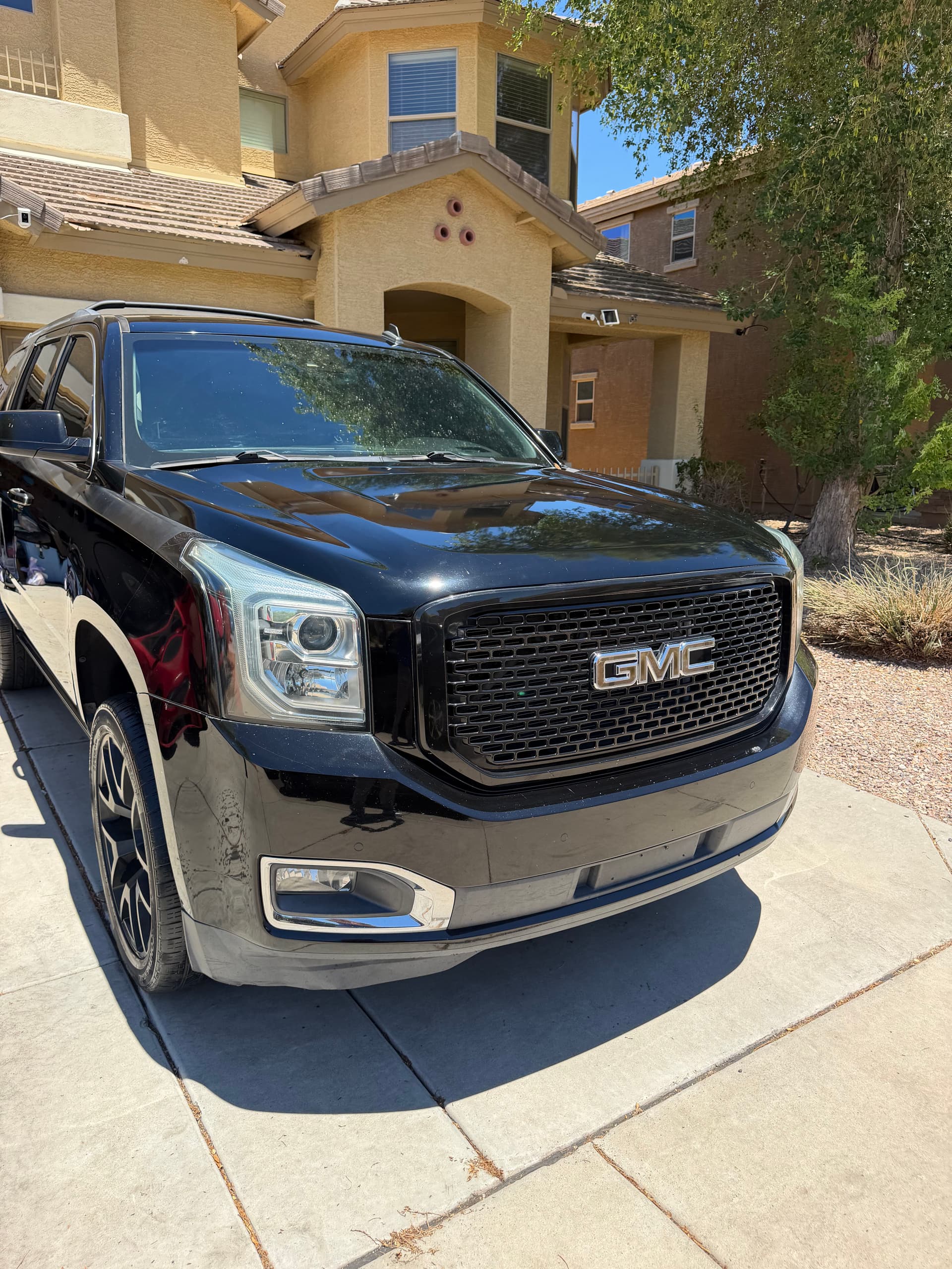 Full Restore Detail on a GMC Yukon Denali in Peoria AZ image