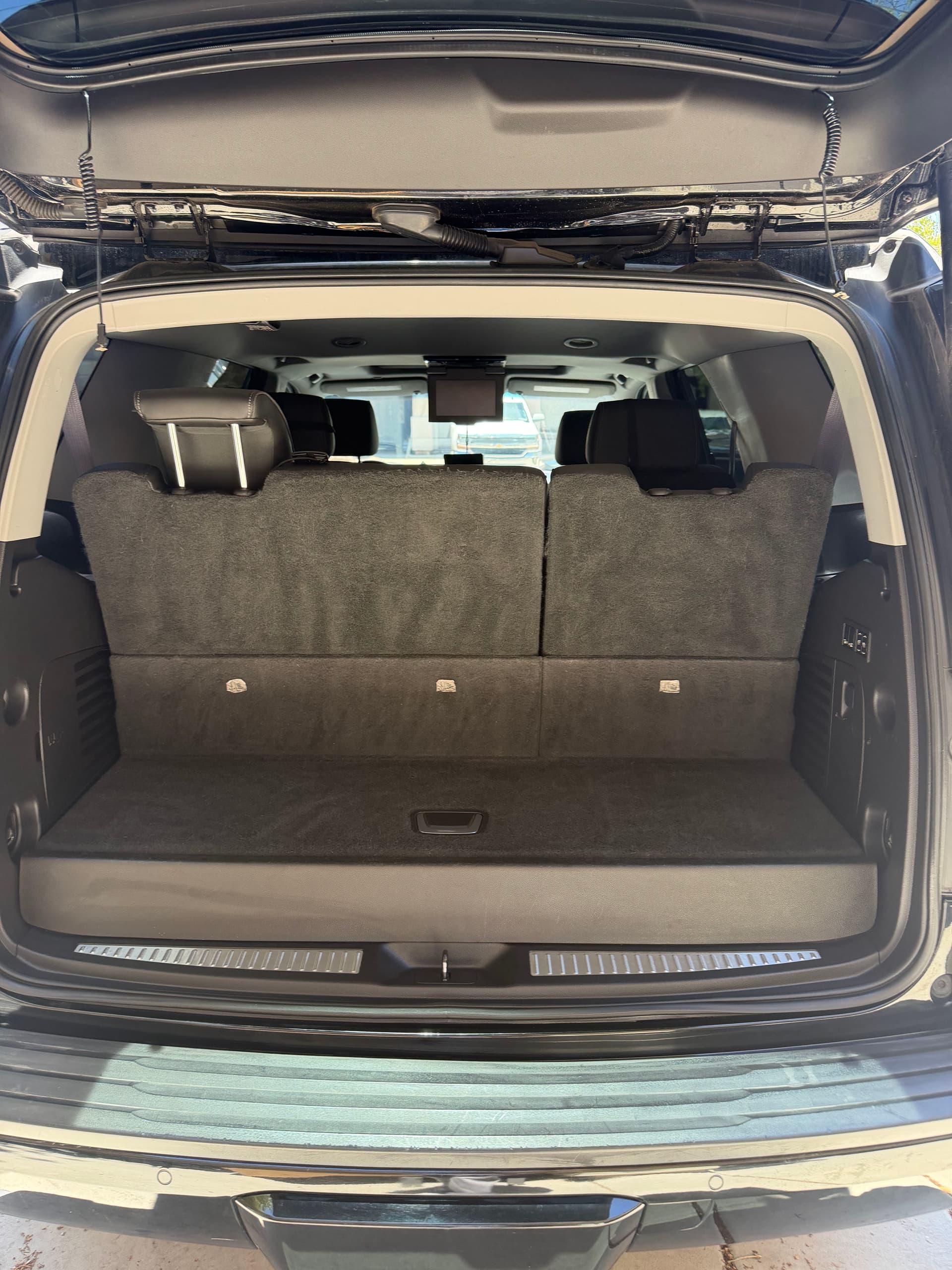 Gallery photos for Full Restore Detail on a GMC Yukon Denali in Peoria AZ: Image #4