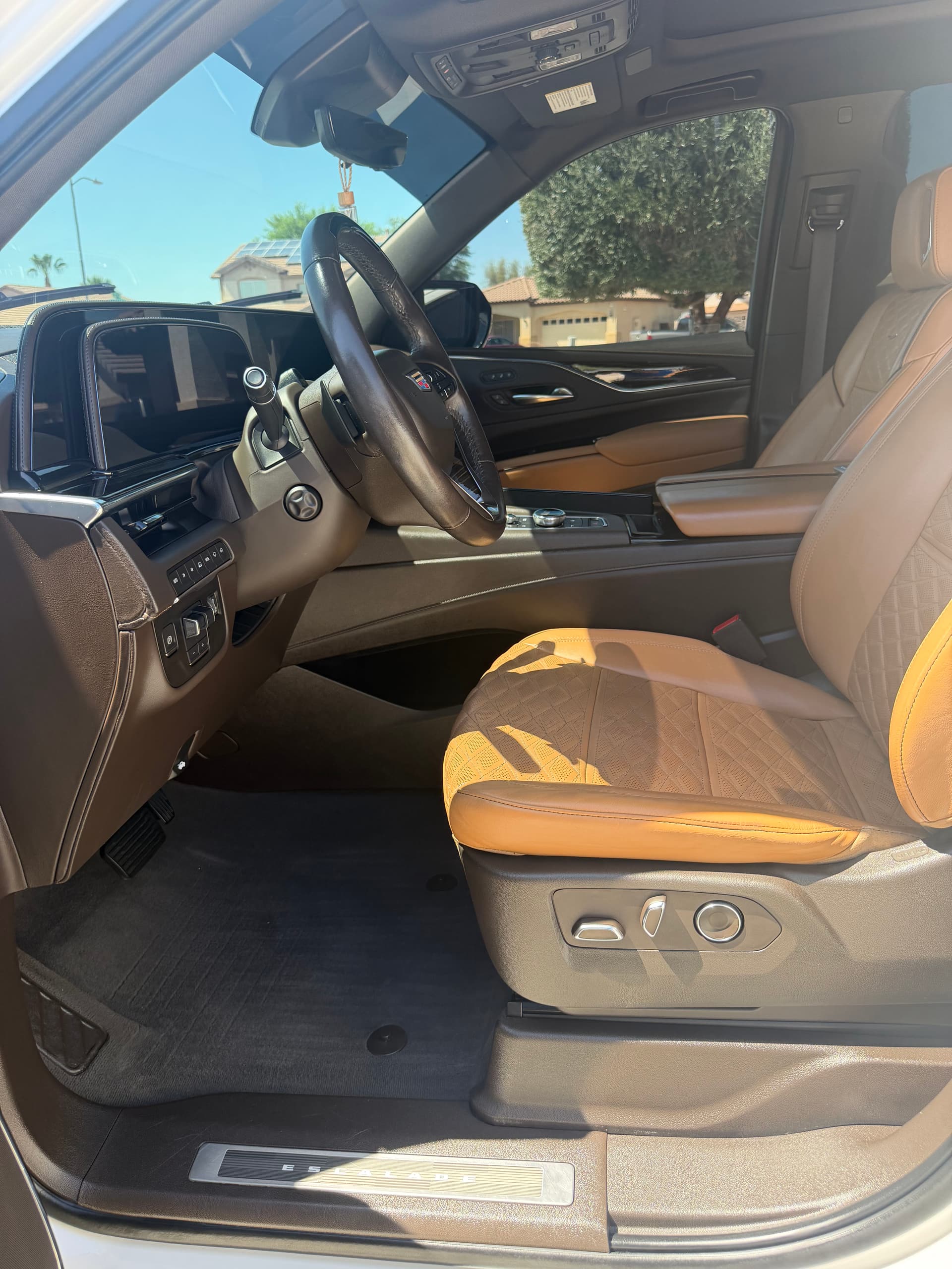 Cadillac Escalade Gets Full Detail Treatment in Goodyear image