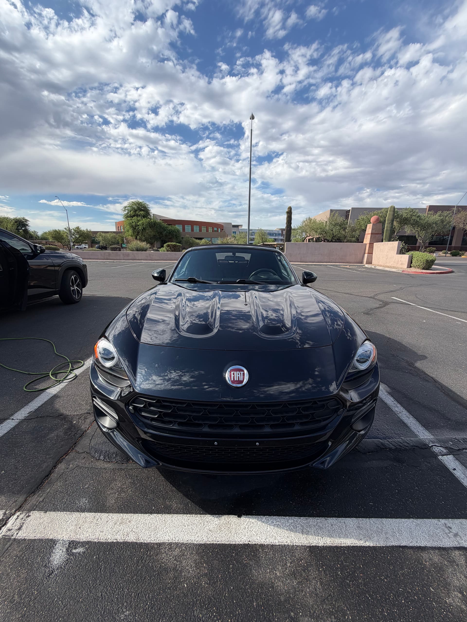 Gallery photos for Fiat 124 Spider Gets a Full Interior and Exterior Reset in Scottsdale: Image #5